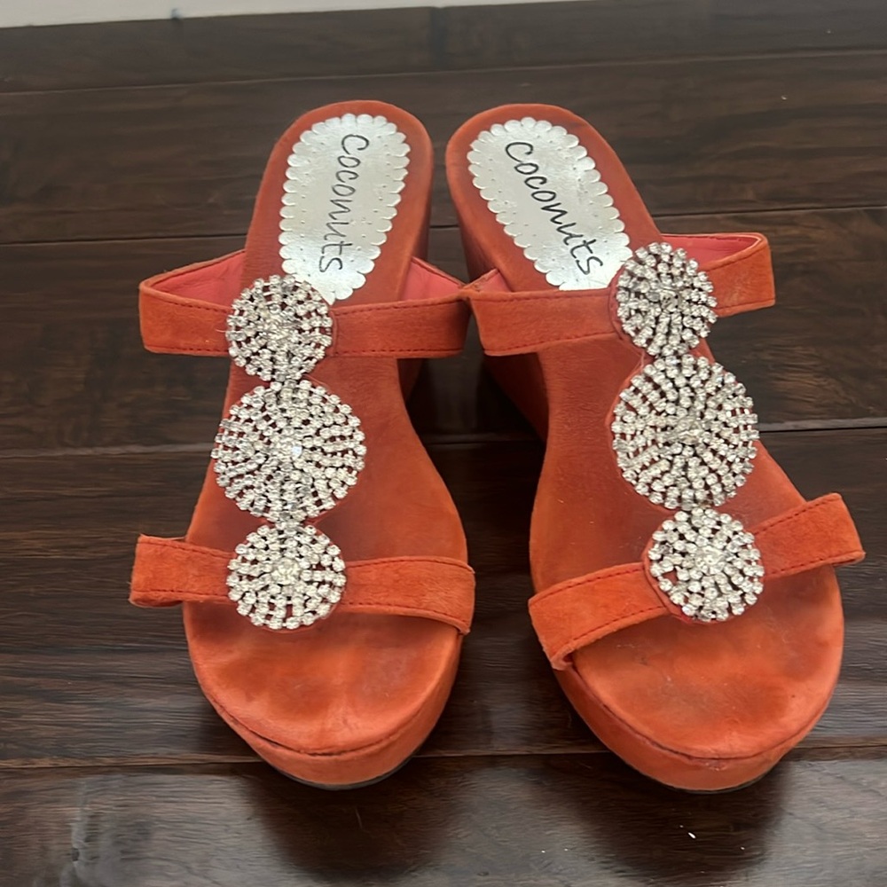 Orange Wedges size 10